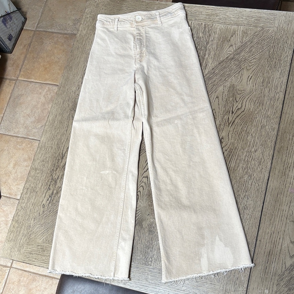 Elegant Beige Wide-Leg Women's Jeans